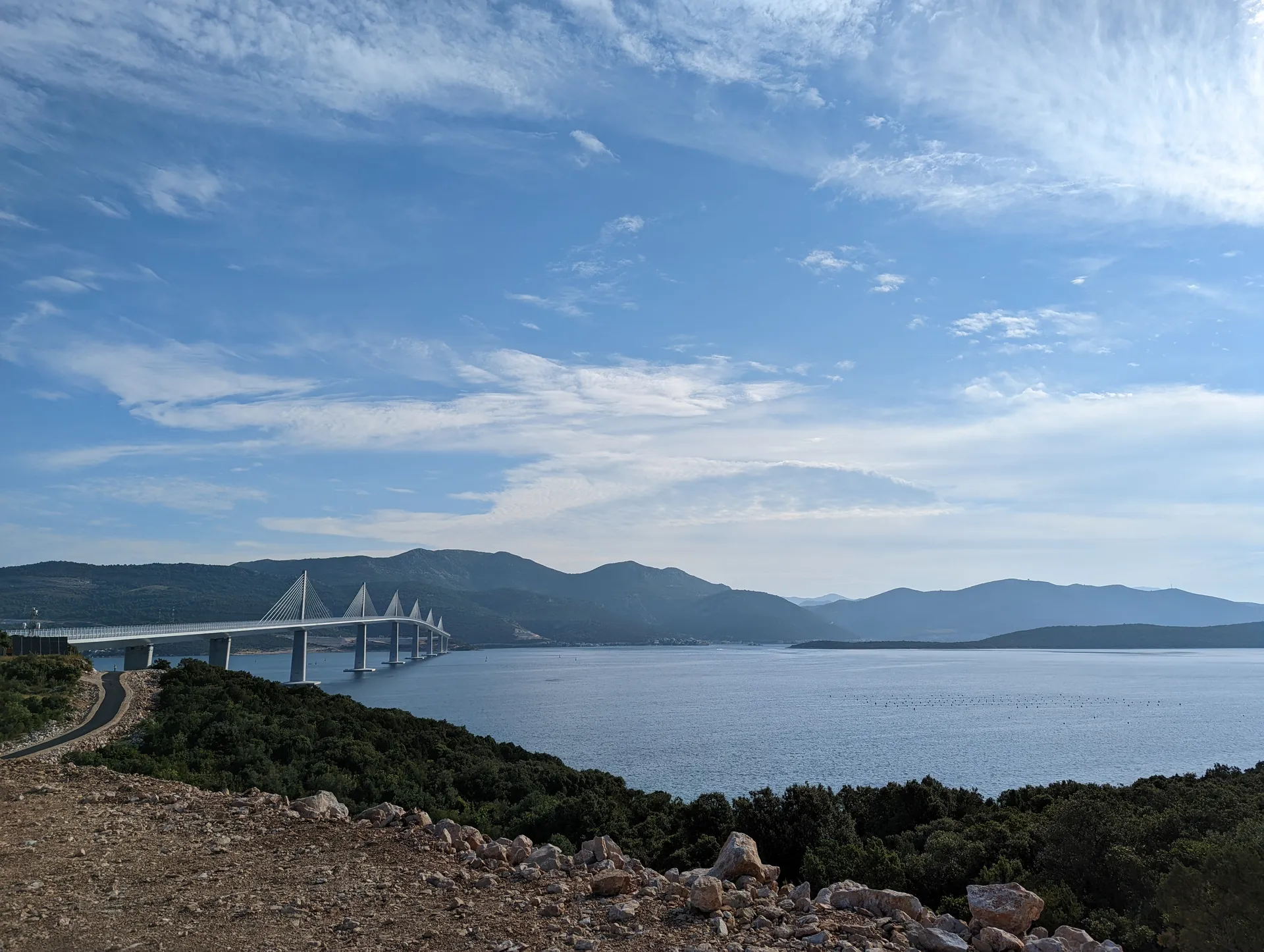 Pelješki most na relaciji Dubrovnik - Skradin -- privatni taxi transfer