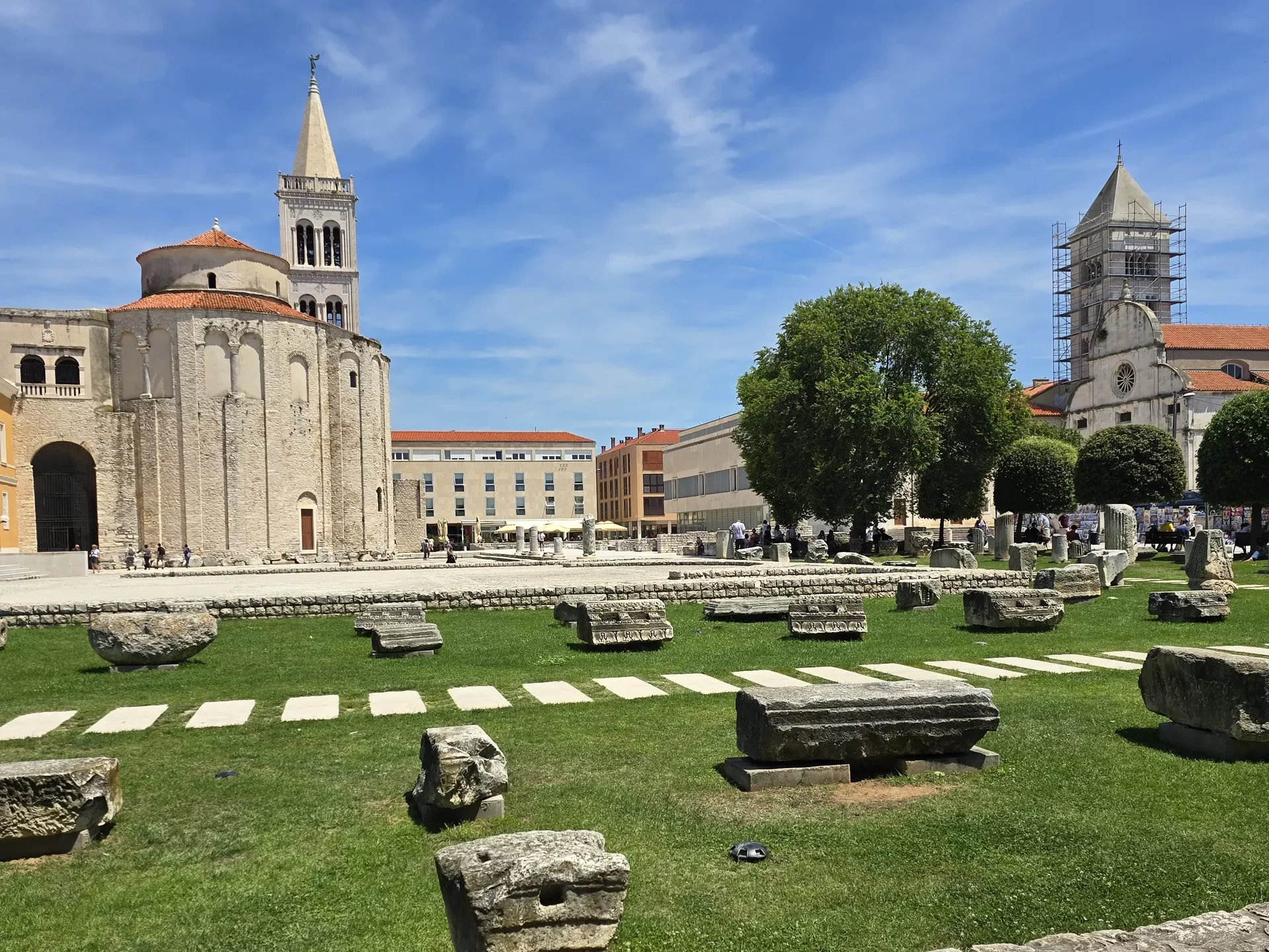 TAXI Antonio Škoda Superb in Zadar city center -- private transfer to Skradin