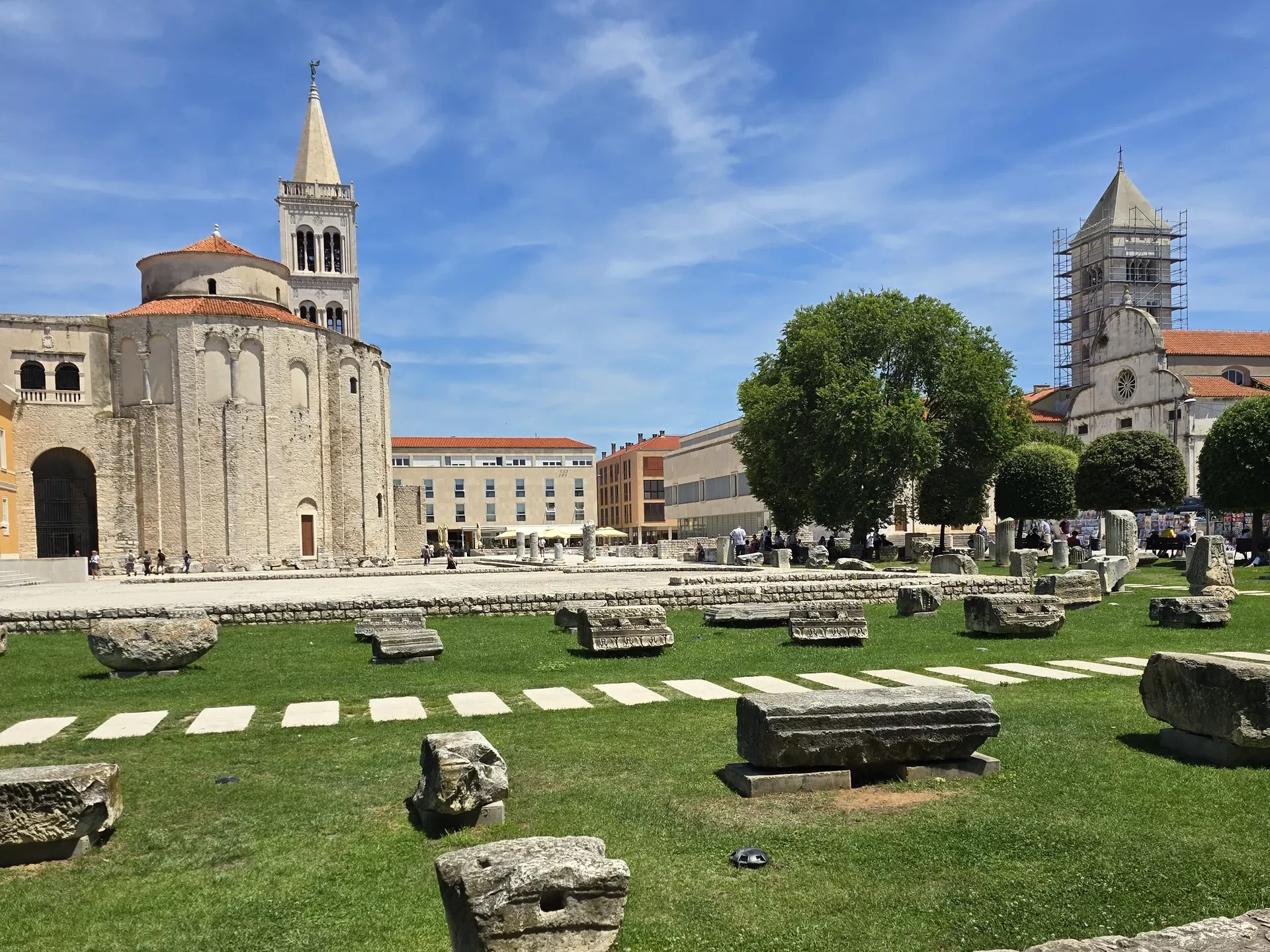 TAXI Antonio Škoda Superb w centrum Zadaru - transfer ze Skradinu